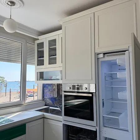 Premium Sea View アパート ドゥラス